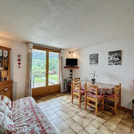 Studio 4/5 Pers. Avec Terrasse, Parking A - Fr-1-560-145